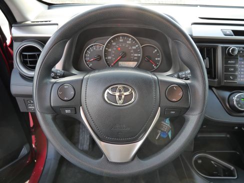 Used 2016 Toyota RAV4 LE image 26