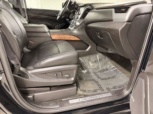 Used 2017 Chevrolet Suburban Premier image 45