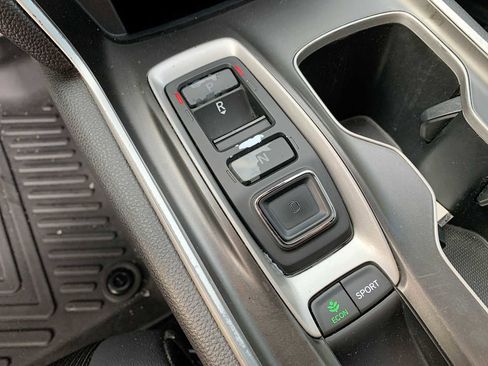 Used 2019 Honda Accord Sport image 15