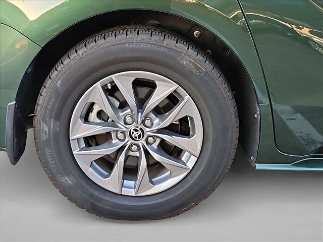 Used 2021 Toyota Sienna XLE FWD image 19