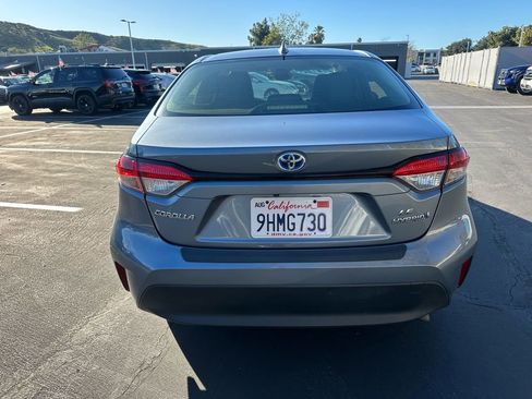 Used 2023 Toyota Corolla LE w/ Carpet Mat Package (TMS) image 3