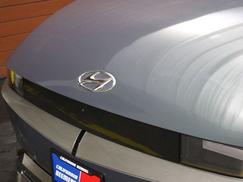 Used 2024 Hyundai Ioniq 5 Limited image 56