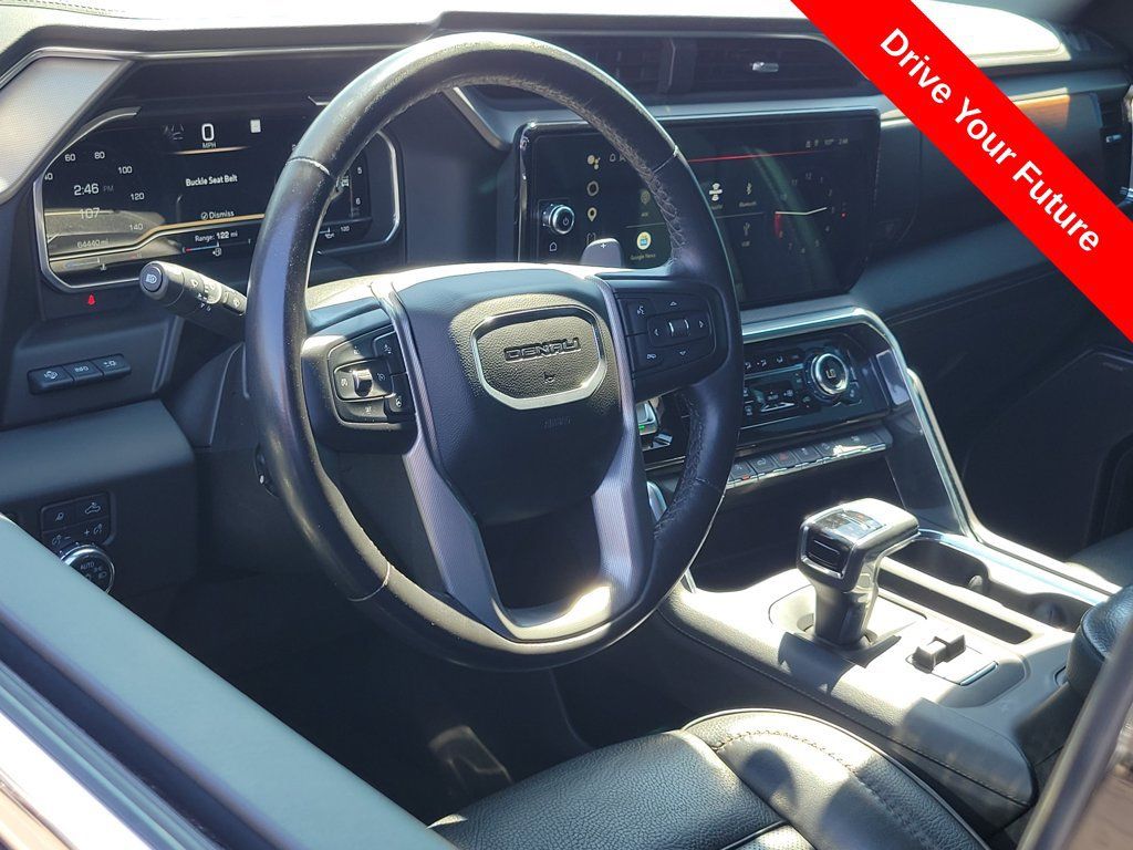 Used 2023 GMC Sierra 1500 Denali w/ Denali Reserve Package AWD/4WD image 5