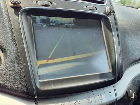 Used 2019 Dodge Journey GT w/ Driver Convenience Group AWD/4WD image 9