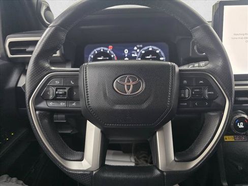 Used 2025 Toyota 4Runner Limited RWD image 15