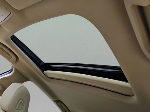 New 2025 Acura TLX w/ Technology Package image 17