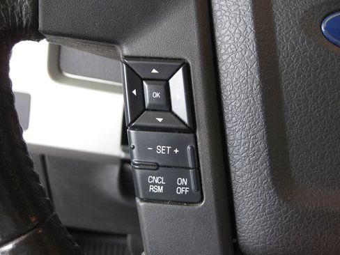 Used 2013 Ford F150 Lariat w/ Luxury Equipment Group AWD/4WD image 16