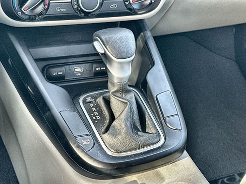 Used 2024 Kia Soul LX w/ Option Group 015 FWD image 23