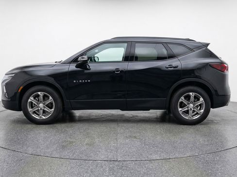 Used 2025 Chevrolet Blazer LT image 5