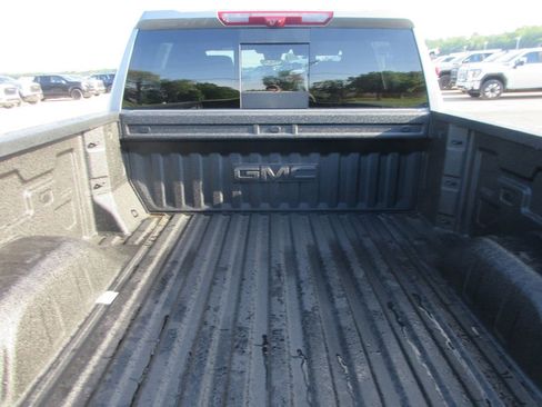 New 2026 GMC Sierra 1500 AT4 w/ AT4 Premium Package AWD/4WD image 7