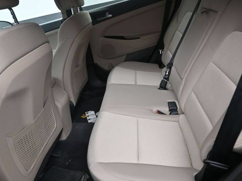 Used 2017 Hyundai Tucson SE FWD image 14