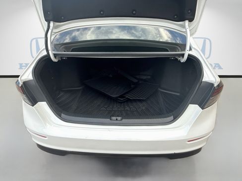 Certified 2024 Honda Accord EX image 25