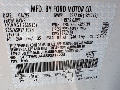 Certified 2025 Ford Maverick XLT w/ Equipment Group 302A AWD/4WD image 30