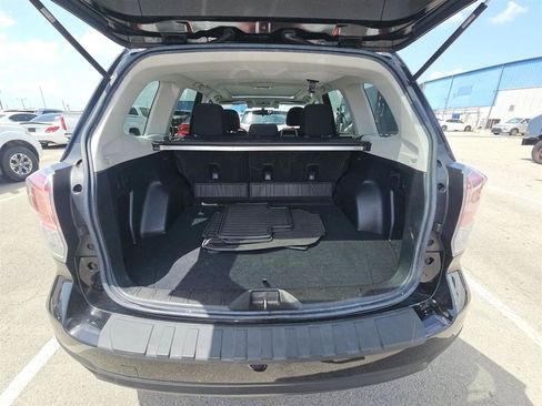 Used 2017 Subaru Forester 2.5i Premium AWD/4WD image 22