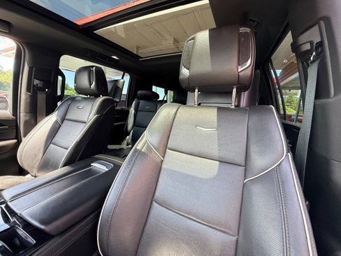 Used 2021 Cadillac Escalade ESV Sport w/ Driver Assist Tech Package image 31