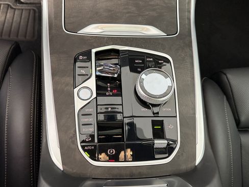 Used 2024 BMW X7 xDrive40i w/ Executive Package AWD/4WD image 15
