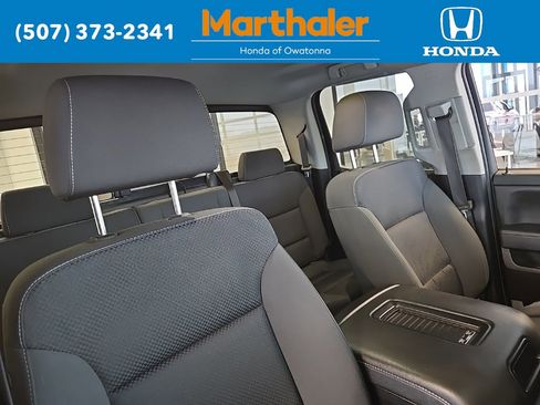 Used 2018 Chevrolet Silverado 1500 LT w/ All Star Edition image 19