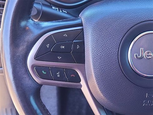 Used 2020 Jeep Cherokee Latitude w/ Quick Order Package 26F North image 22