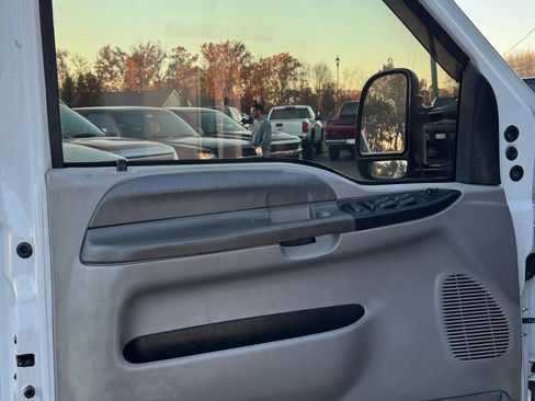 Used 2000 Ford F350 4x4 Crew Cab DRW Super Duty image 13