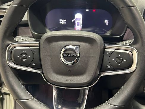 Used 2023 Volvo XC40 Recharge Ultimate AWD/4WD image 13