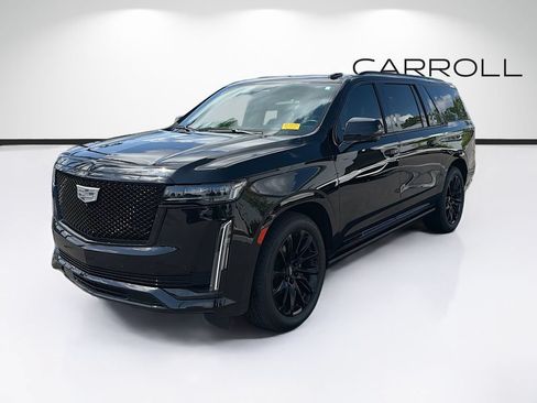 Used 2022 Cadillac Escalade ESV Sport Platinum w/ LPO, ONYX Package RWD image 7