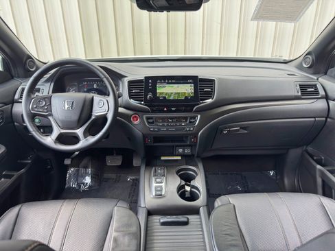 Used 2022 Honda Passport TrailSport image 12