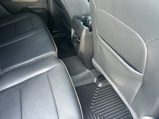 Used 2024 GMC Canyon Denali AWD/4WD image 14