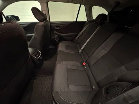 Used 2022 Subaru Outback Premium image 28