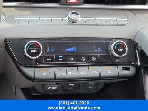 Used 2025 Hyundai Elantra SEL FWD image 26