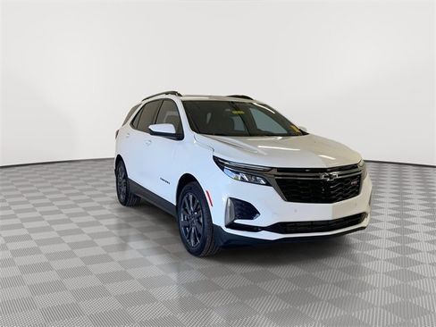 Certified 2022 Chevrolet Equinox RS w/ LPO, Cargo Package image 2