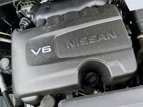 Used 2022 Nissan Pathfinder SV w/ SV Premium Package image 30