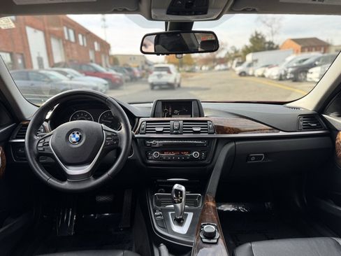Used 2014 BMW 328i xDrive Sedan image 18