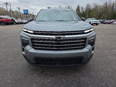 New 2026 Chevrolet Traverse LT AWD/4WD image 2