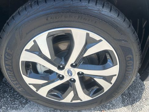 Used 2021 Subaru Outback Limited w/ Popular Package #2 AWD/4WD image 25