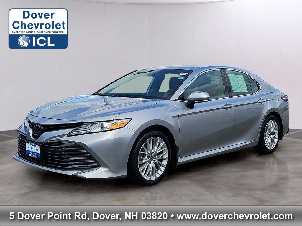 Used 2020 Toyota Camry XLE FWD image 1