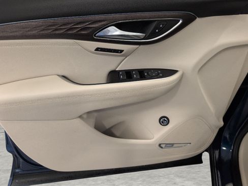 Used 2023 Buick Envision Avenir AWD/4WD image 26
