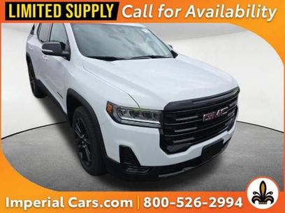 Used 2023 GMC Acadia SLE w/ Driver Convenience Package