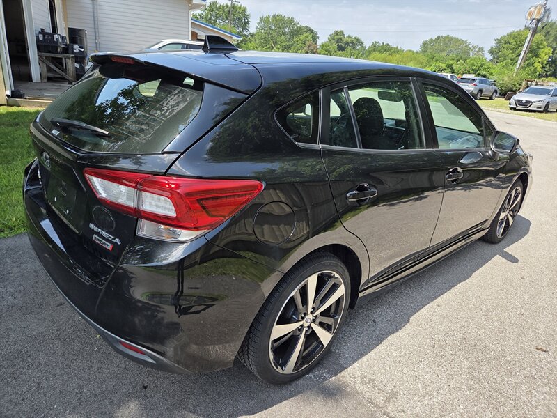 Used 2017 Subaru Impreza 2.0i Sport AWD/4WD image 3