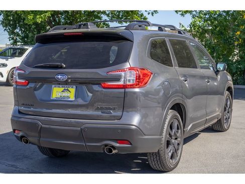 Used 2023 Subaru Ascent Onyx Edition AWD/4WD image 3