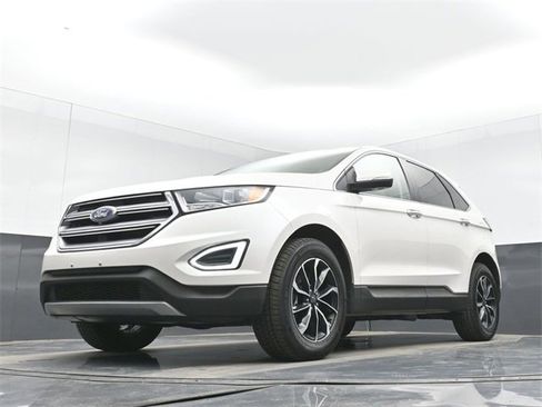 Used 2017 Ford Edge Titanium w/ Equipment Group 301A image 48