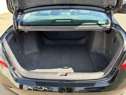 Used 2022 Honda Accord EX-L image 18