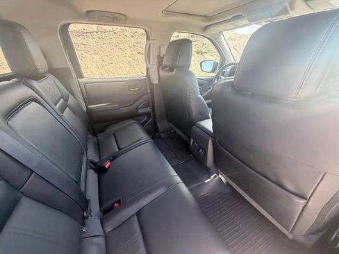 Certified 2024 Nissan Frontier SL w/ Technology Package image 31