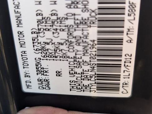 Used 2025 Toyota Tacoma TRD Off-Road image 22