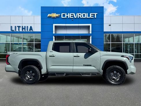 Used 2024 Toyota Tundra Limited w/ TRD Off-Road Package AWD/4WD image 8