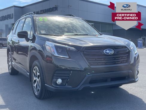 Certified 2023 Subaru Forester Premium AWD/4WD image 2