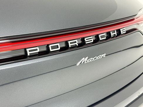 New 2026 Porsche Macan image 37