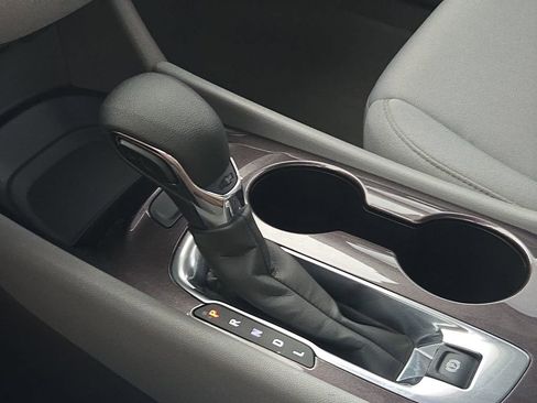Used 2023 Chevrolet Malibu LS FWD image 21