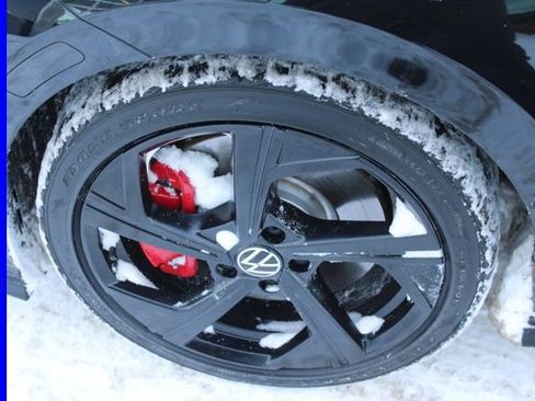 Used 2024 Volkswagen GTI SE image 10