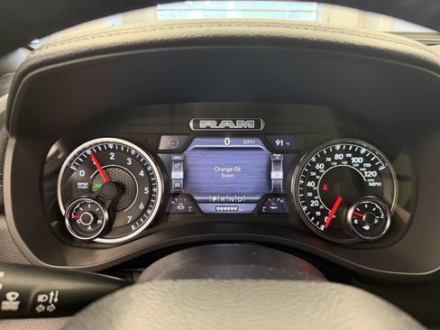 Used 2023 RAM 1500 Laramie AWD/4WD image 28