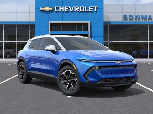 New 2026 Chevrolet Equinox EV LT FWD image 8